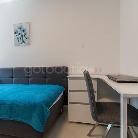 Luxury Sea View Apt Padi Via Mare มาคาร์สกา ภายนอก รูปภาพ