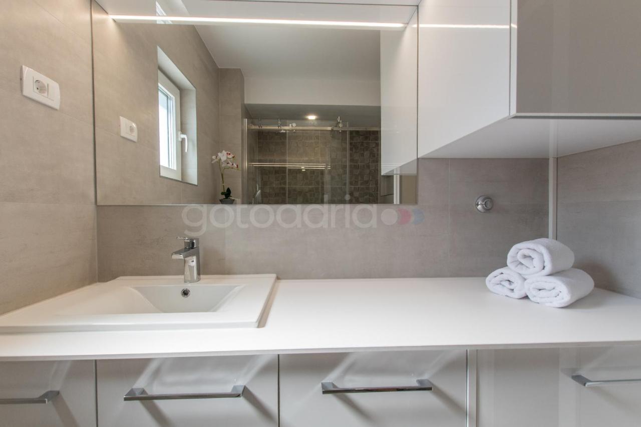 Luxury Sea View Apt Padi Via Mare มาคาร์สกา ภายนอก รูปภาพ