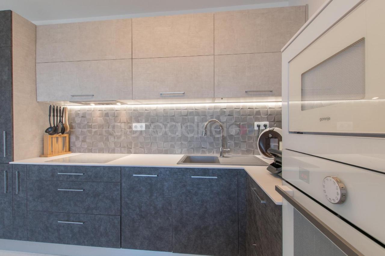 Luxury Sea View Apt Padi Via Mare มาคาร์สกา ภายนอก รูปภาพ